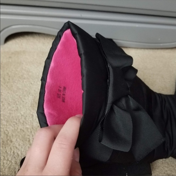 KATE SPADE adorable black snow boots - Picture 3 of 8